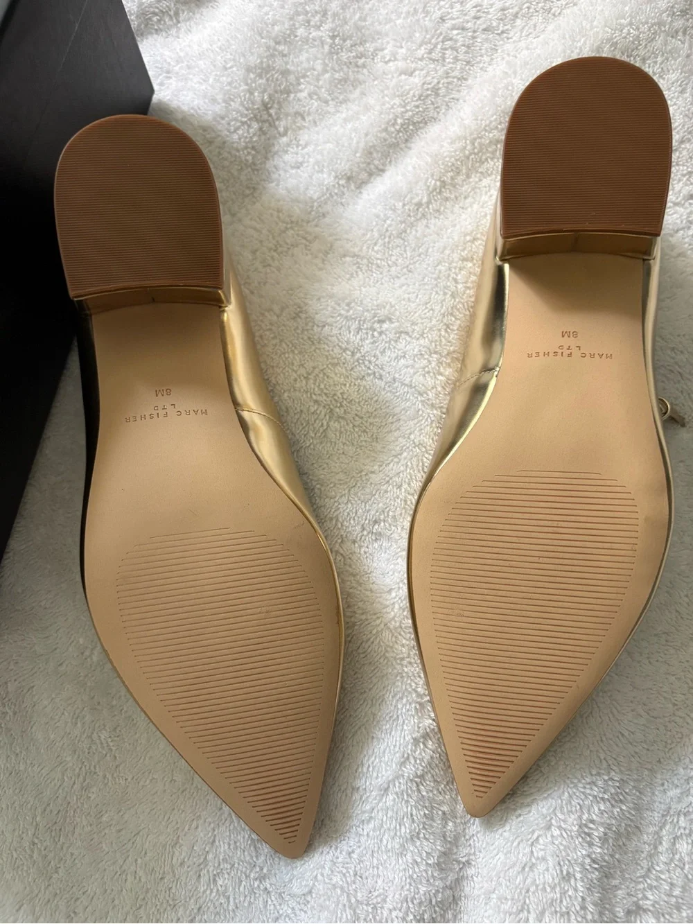 NWT Marc Fisher Gold Pointed Toe Mary Jane Block Heels Sz 8